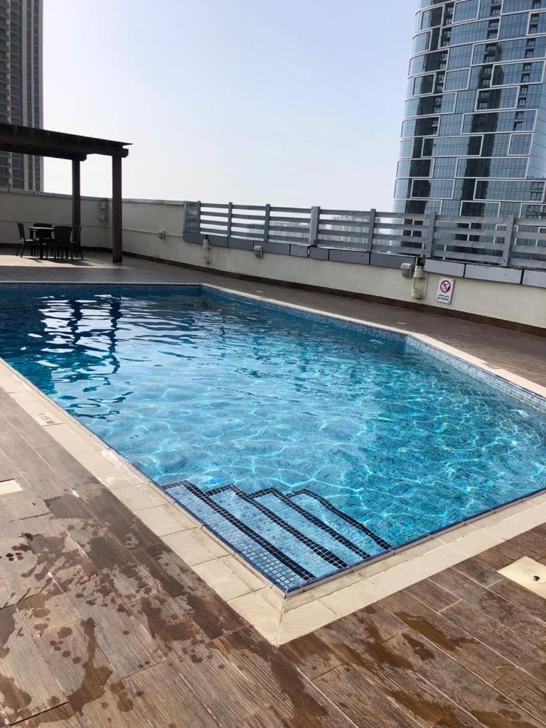 Wonderful Two Bed Room With Full Marina View Dubai Buitenkant foto